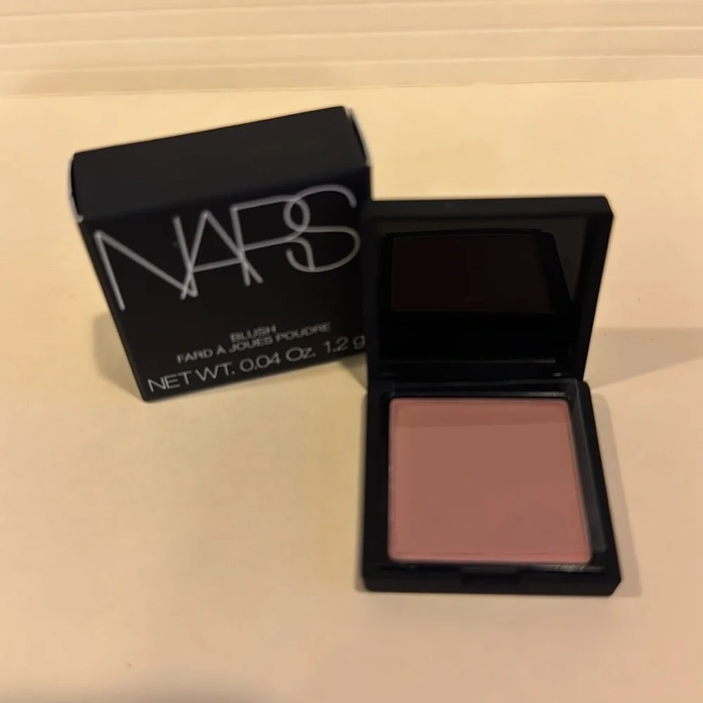 NARS Blush in Behave Mini Travel Purse Size 0.04oz NIB Matte Pink Mauve